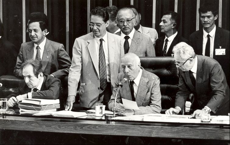 Foto: Arquivo/Agência Brasil – O dia da promulgação do texto 