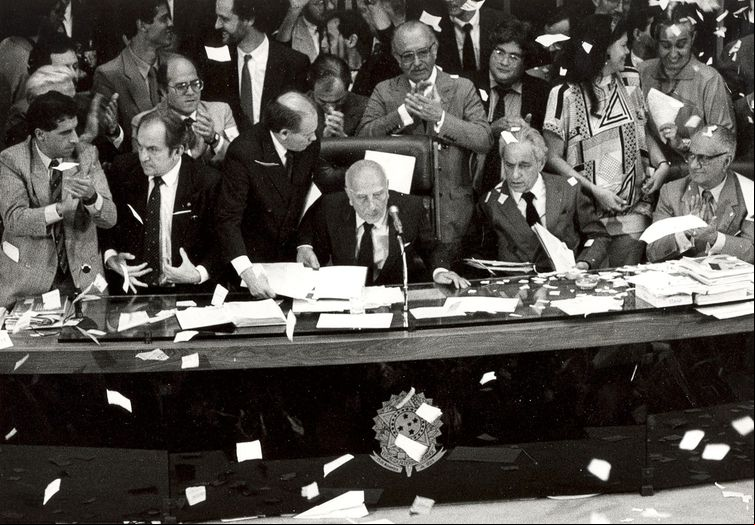 Foto: Arquivo/Agência Brasil – O dia da promulgação do texto 