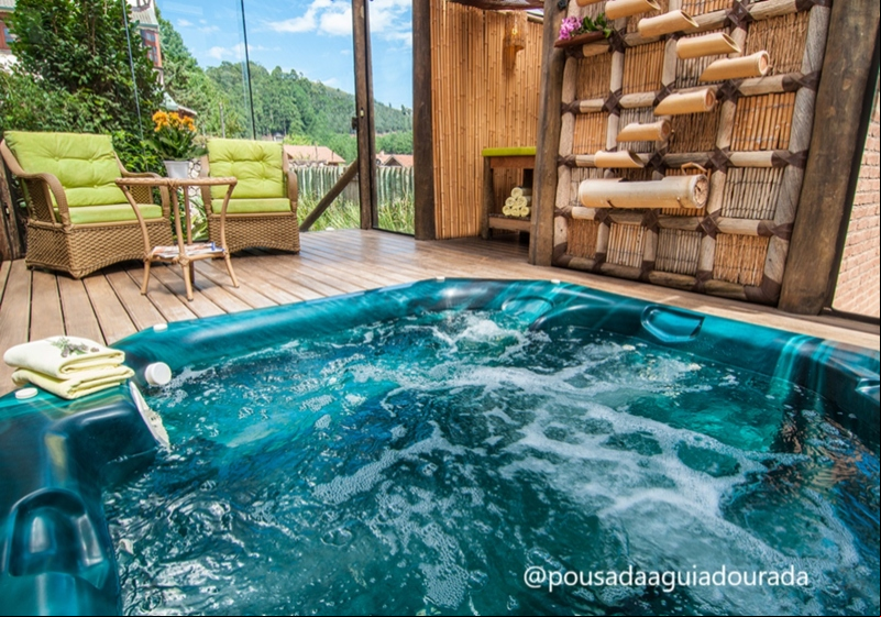 Foto: Divulgação – Pousada Águia Dourada hidrospa relaxamento